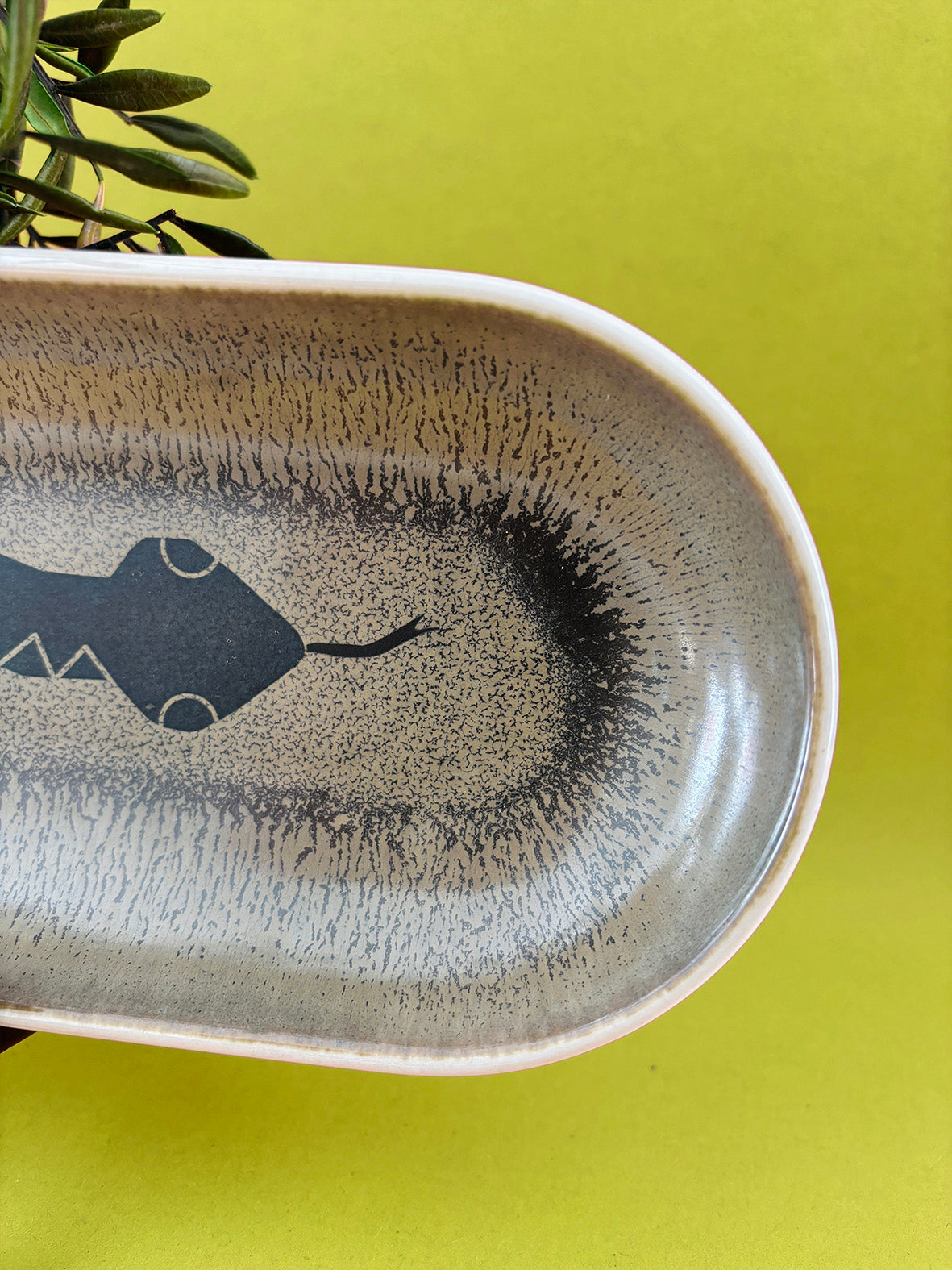 Fuente alargada Amaru  | Colección TUKUY