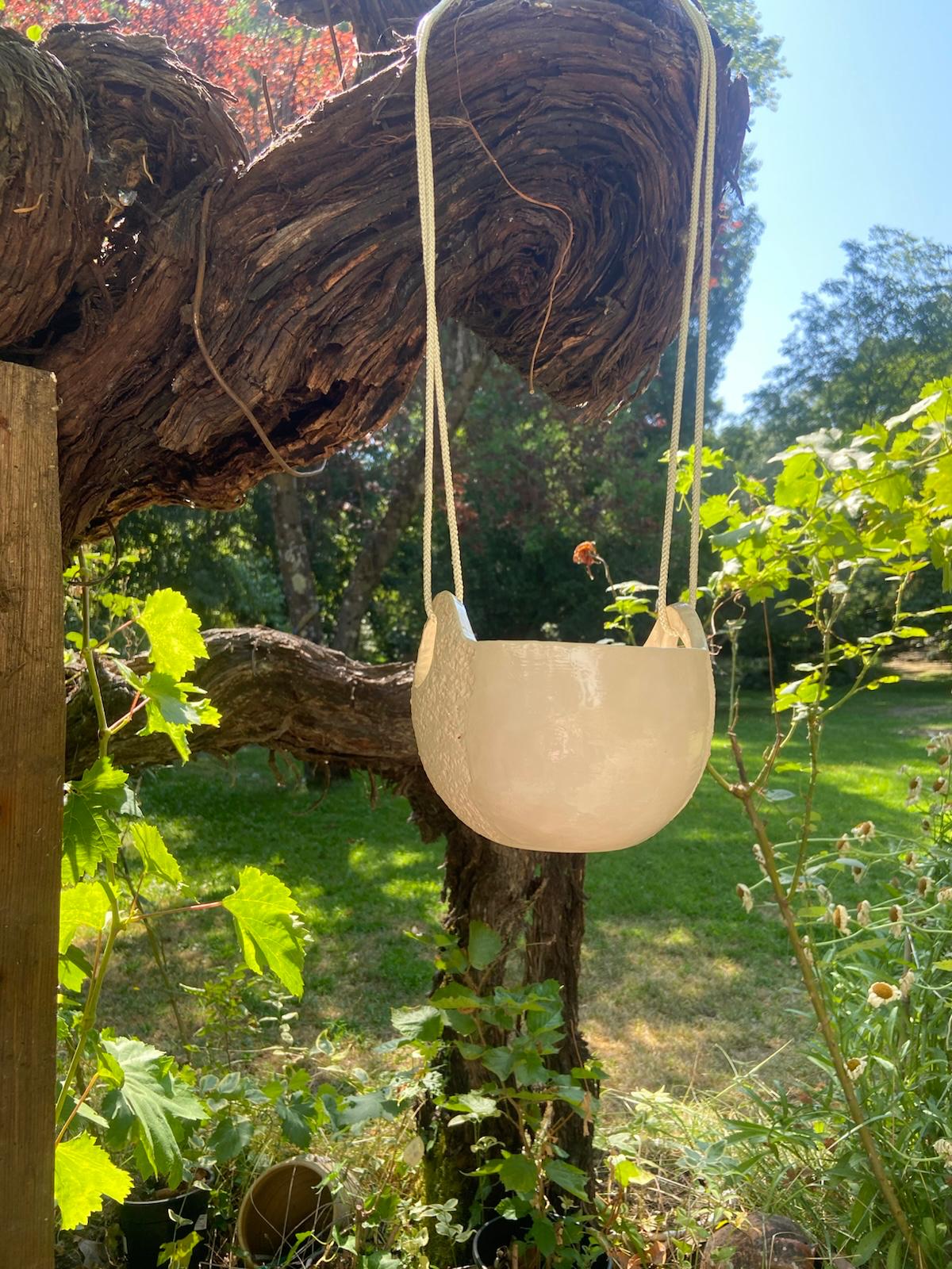 Fabrica y decora tu propio macetero - [27-09-2025]